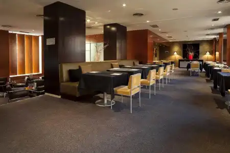AC Los Vascos by Marriott - 16