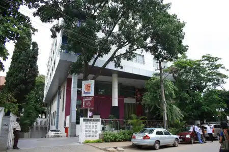 37th Crescent - 43