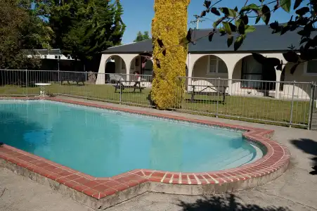 Aztec Motel - 12