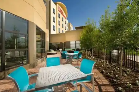 Hilton Garden Inn College Station - 32