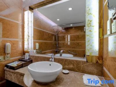 Kunming Green Land - 88