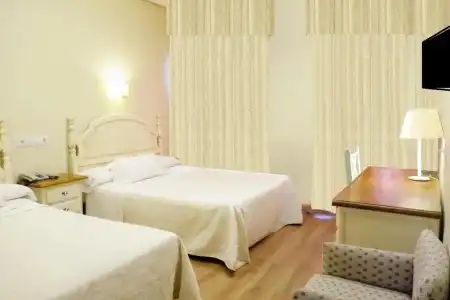 Hostal Toledo - 70