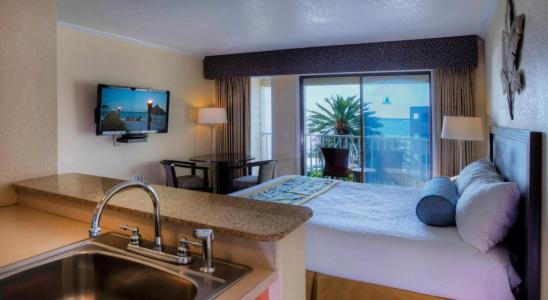 Sailport Waterfront Suites - 37