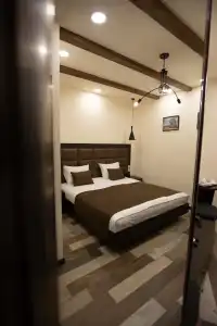 Boutique Living - 27