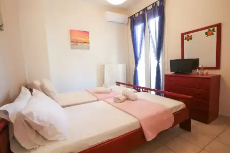 S&C Kosmos Beach Resort - 86