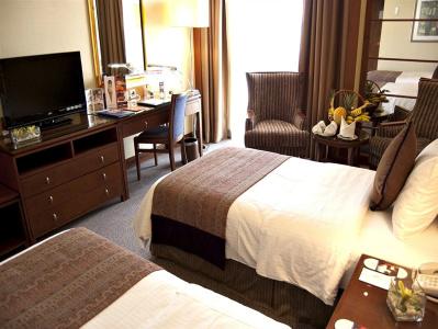 Golden Tulip - 36