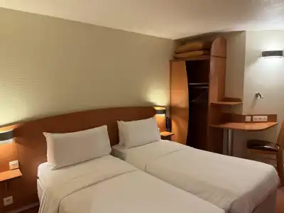 Hôtel Kyriad Rennes Nord - 47
