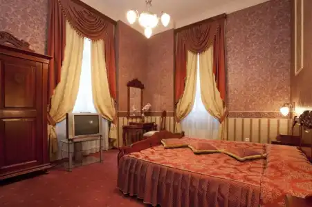 Anna Palace - 89