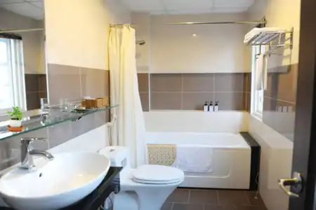 Thuy Sakura & Serviced Apartment - 26