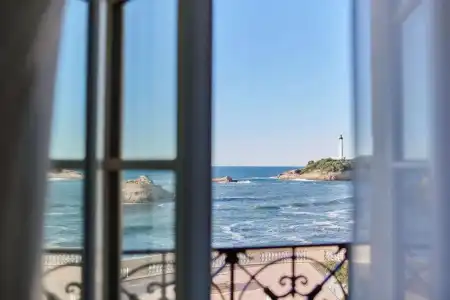 Hôtel du Palais - 51