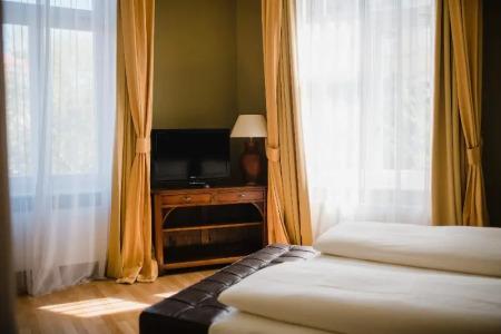 Louisa's Place - 183