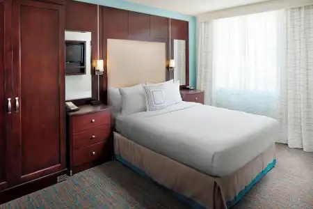Residence Inn by Marriott San Diego Downtown/Gaslamp Quarter - 4