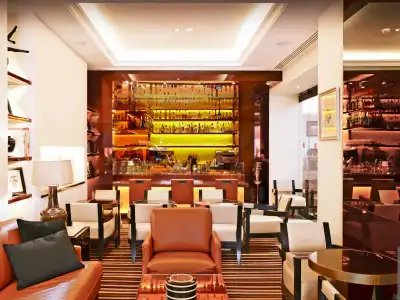 37 - Luxury Flat Montaigne - 15
