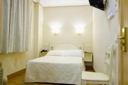 Hostal Toledo - 47