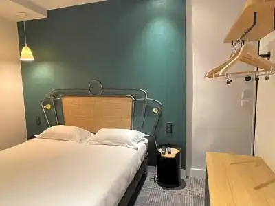 Hôtel de Suez - 43