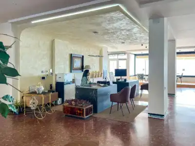 Fay Victoria Beach - 13