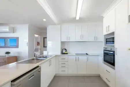 ULTIQA Beach Haven At Broadbeach - 228