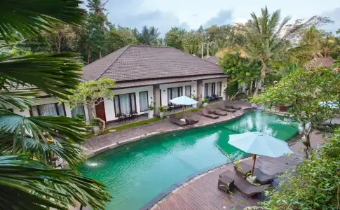 Ubud Raya Resort - 8