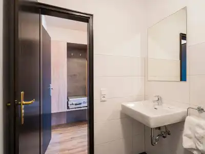2Places Side - 40