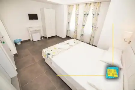 Ni̇li̇a Bozcaada - 34