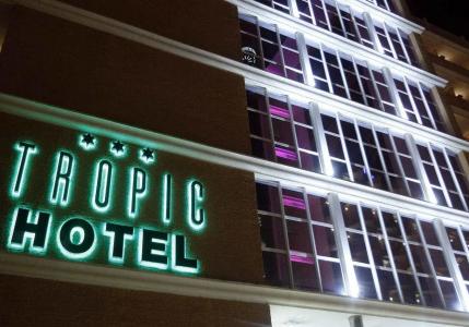 Tropic - 38