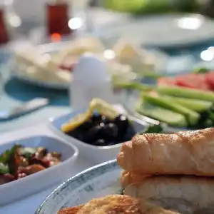 Ni̇li̇a Bozcaada - 11