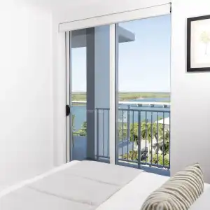 Riviera Mackay - 48