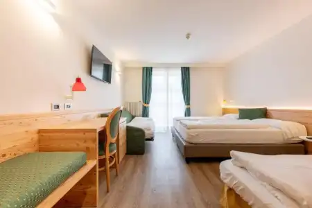 AlpHoliday Dolomiti Wellness - 3