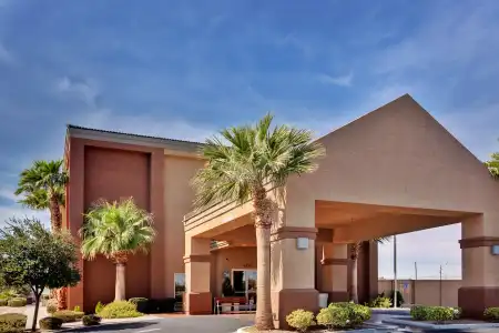 Holiday Inn Express Las Vegas-Nellis by IHG - 19