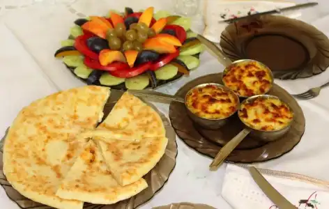 Guest House on Gia Abesadze Street - 7
