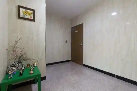 Hub Guest House - 10