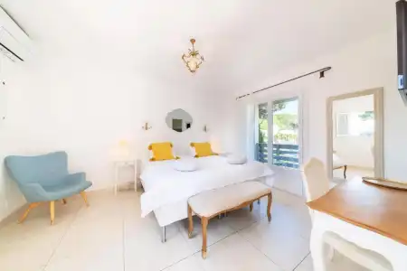 Hôtel Les Capucines - Saint Tropez - 77