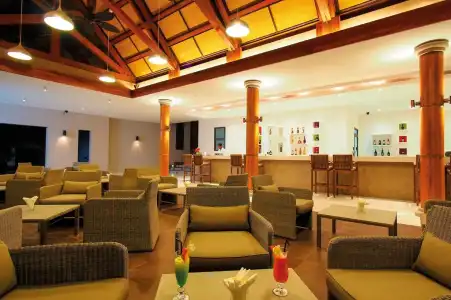 Crystals Beach Resort Belle Mare, a member of Radisson Individuals - 28