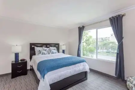 Ramada by Wyndham Anaheim Convention Center - 55