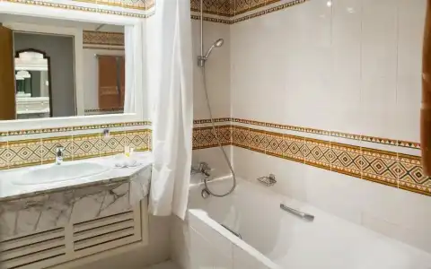 El Mouradi Douz - 4
