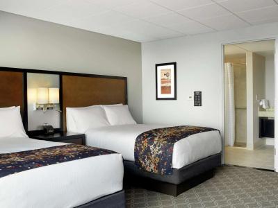 Doubletree by Hilton Cedar Rapids Convention Complex - 37