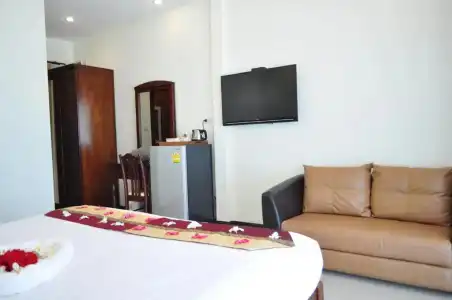 Lanta Seafront Resort - 89