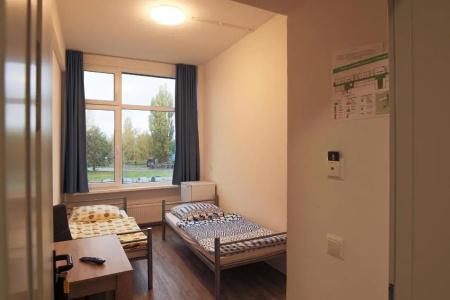 NeoHostel - 42