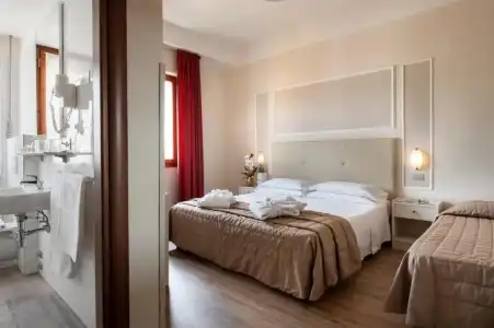 Ariston & Spa - 51
