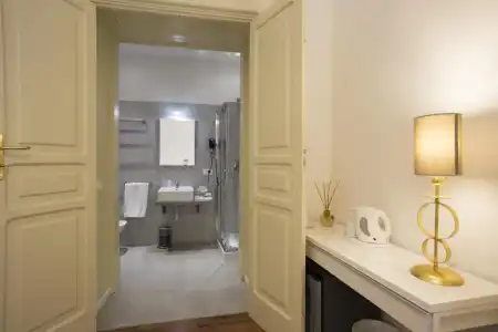 Napoli Class Luxury Rooms & Suites - 26