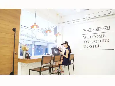 Lamurr Sukhumvit41 (Hostel) - 12