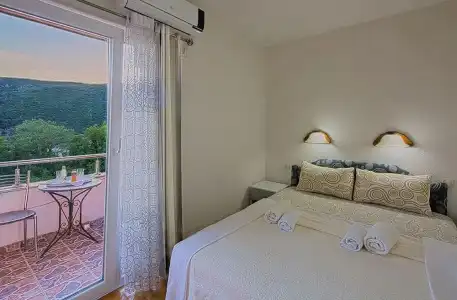Vila Ivanovic - 35