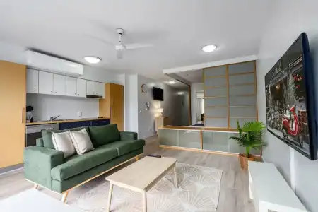 The Docks on Goodwin - 112