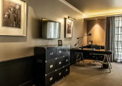 The Singular Santiago - 5
