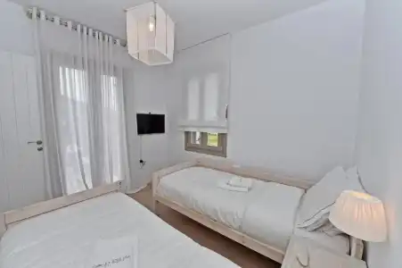 White Tinos Luxury Suites - 186