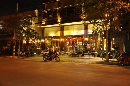 Namton Boutique - 22
