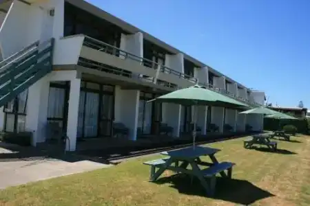 Whispering Sands Motel - 46