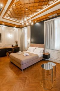 King Othon Boutique - 29
