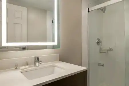 Days Inn Toronto West Mississauga - 20