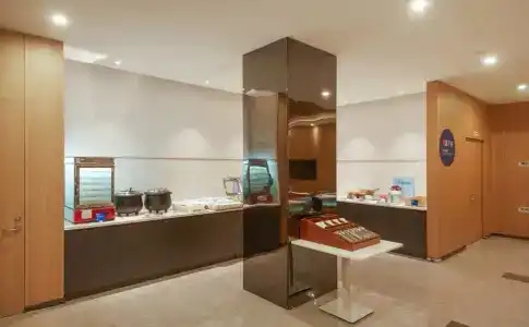 Holiday Inn Express SHANGHAI XUHUI BINJIANG by IHG - 22